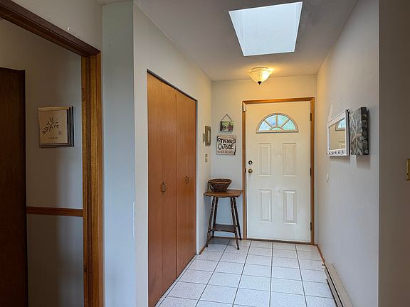 5th image of 5466 Carnaby Pl