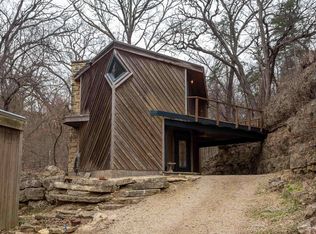 11903 Rupp Hollow Rd, Dubuque, IA 52001