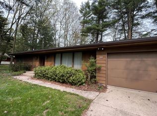 5127 S 9th St, Sheboygan, WI 53081