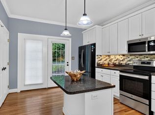 47 Villa View Dr, Staunton, VA 24401