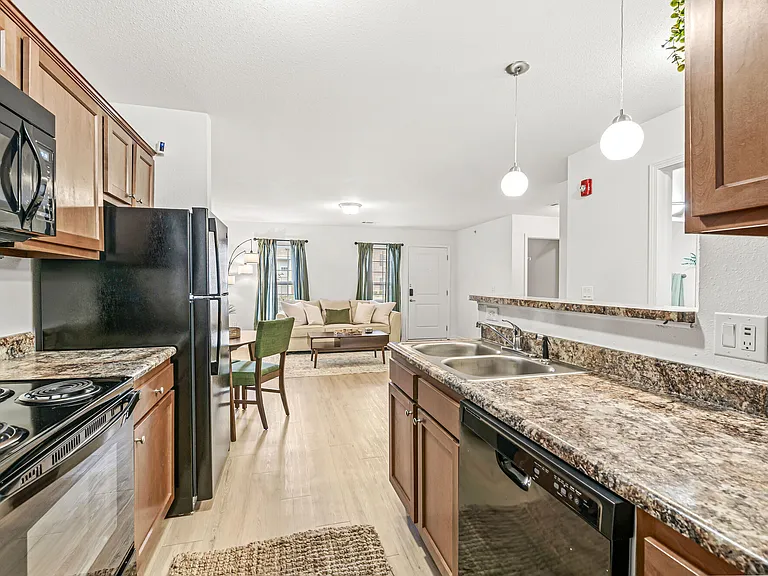 Arborwood Apartments — Photo 22