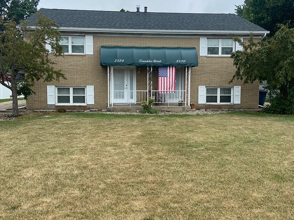 3528 Franklin St #1