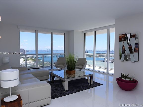 4th image of 50 Biscayne Blvd APT 3402