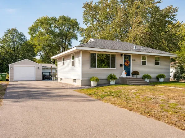 5604 5th St NE, Fridley, MN 55432