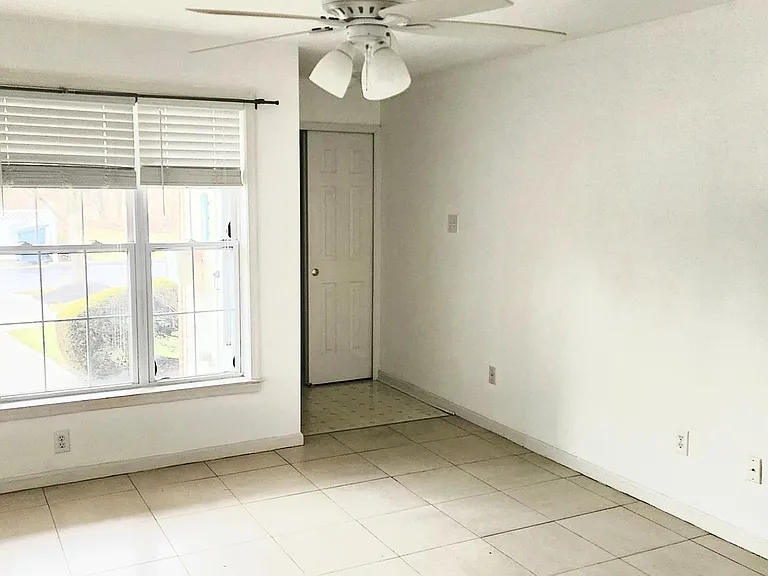 1864 Gibson Rd — Photo 2