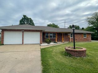 1219 W Edgewood St, Springfield, MO 65807