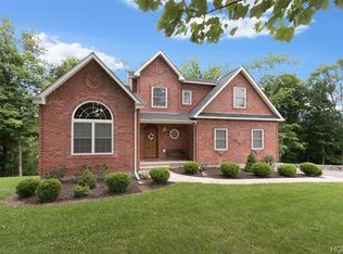 111 Talbot Rd, Harriman, NY 10926