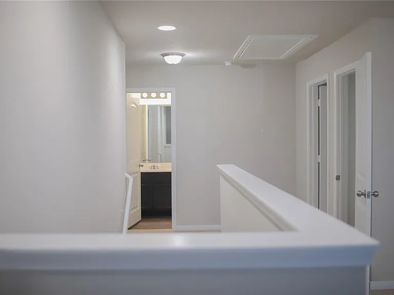 14015 Macquarie Dr — Photo 21