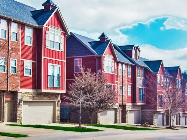 2866 W Hillshire Dr, Fayetteville, AR 72704