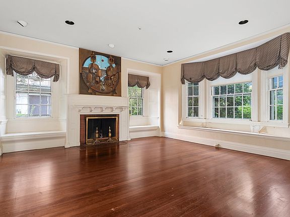 4th image of 309 Buckminster Rd