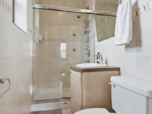 3616 Henry Hudson Parkway image 12 of 16