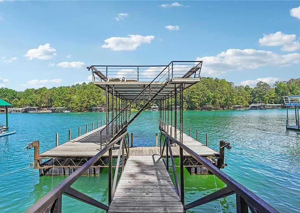 6337 Lakeview Dr, Buford, GA 30518 MLS 7399651 Zillow