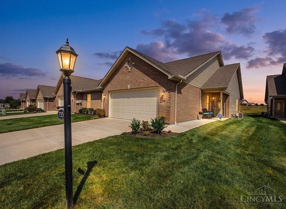 1st image of 735 Villa Ct
