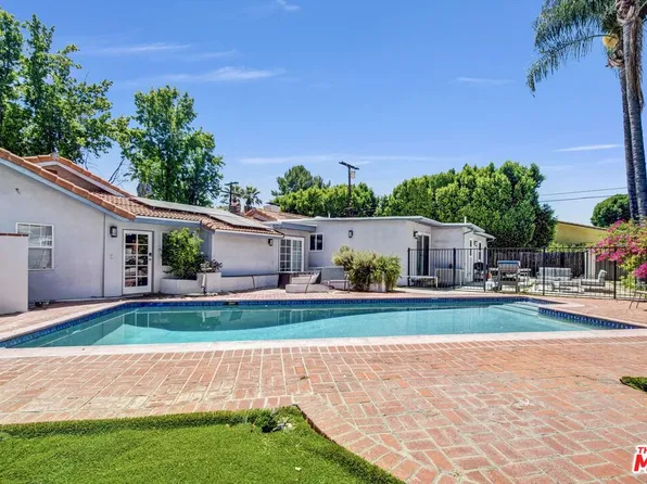5195 Densmore Ave, Encino, CA 91436