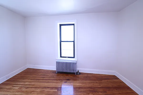 Rented by Oxford Property Group | media 26