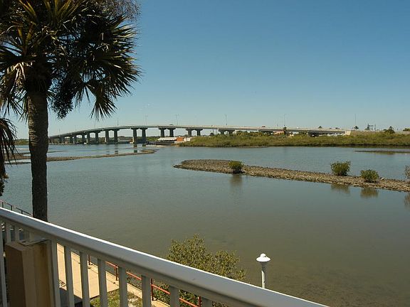 3rd image of 3600 S Peninsula Dr APT 12