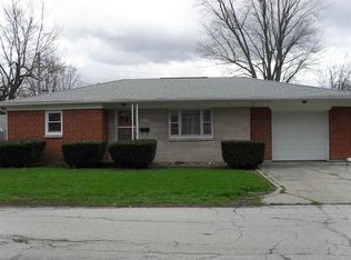 115 E Elizabeth St, Flora, IN 46929