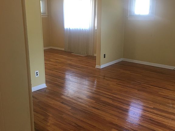 Front living room/ family room