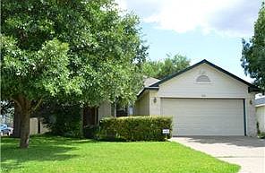 1st image of 900 Honeysuckle Dr