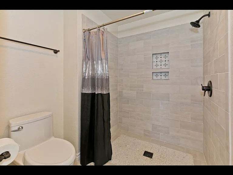 505 S Farrell Dr #S118 — Photo 12