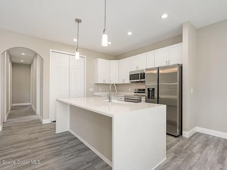 758 Bryant Rd SW — Photo 9