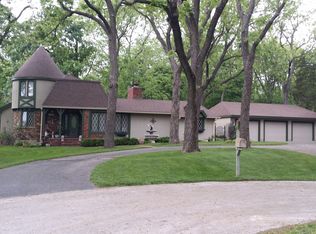 1700 E Sycamore Ln, Springfield, MO 65804