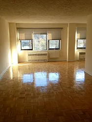 Rented by Roberto Guilbet, LREB