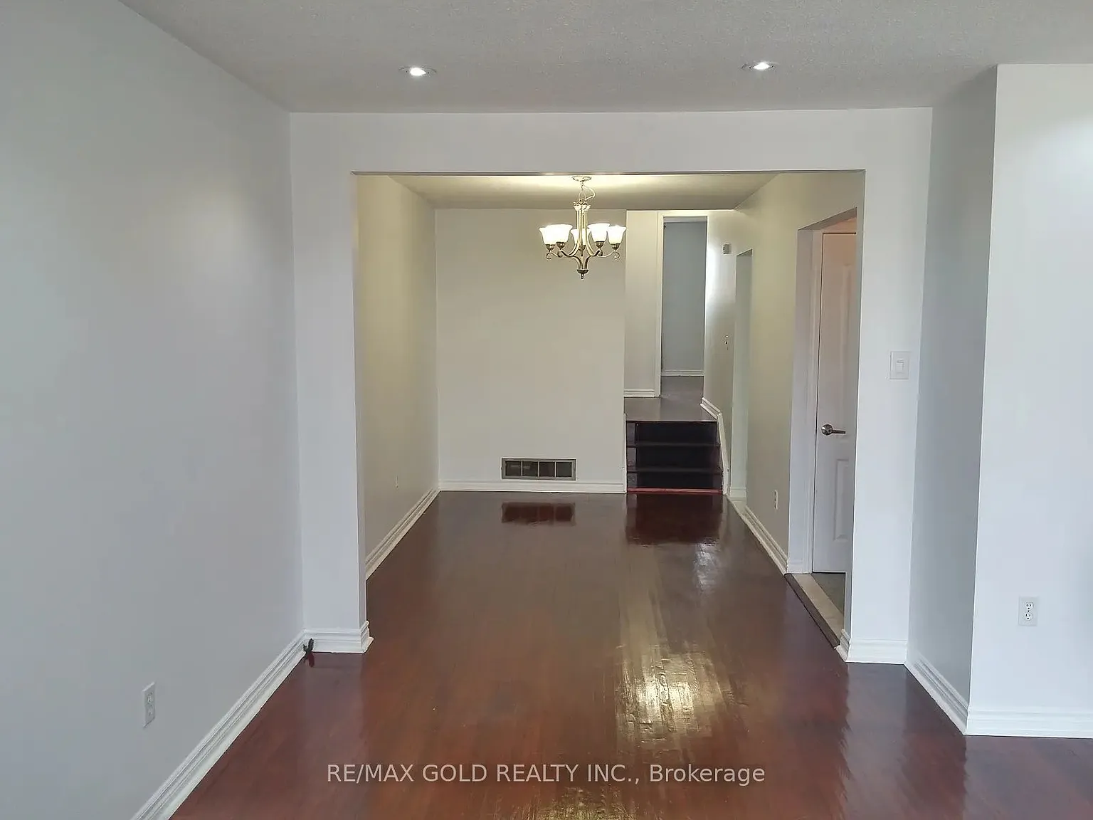 3 bed, $2,500 — Photo 3