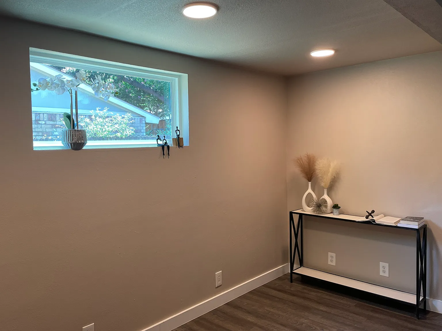3 bed, 1395 sqft, $2,300 — Photo 4
