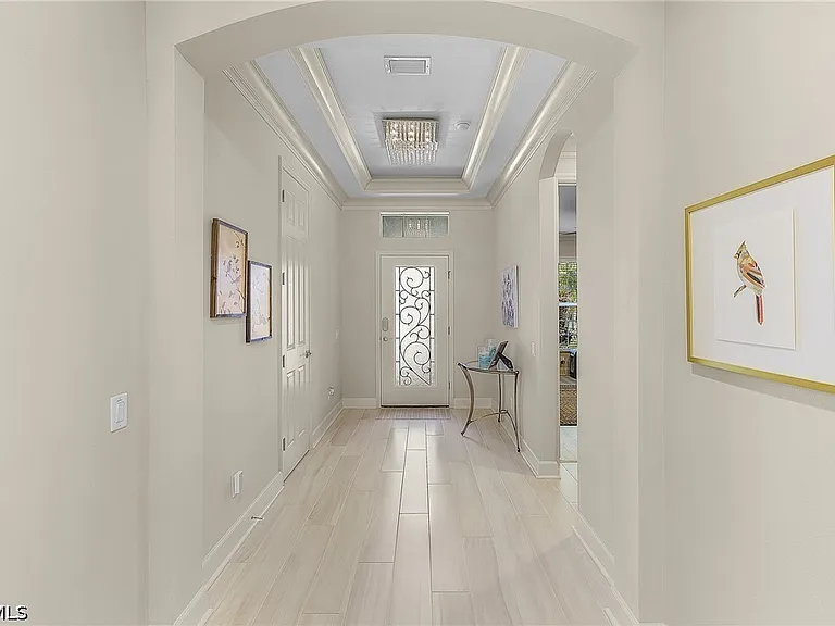 2736 Lambay Ct — Photo 17