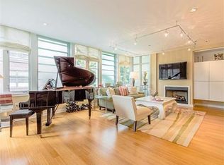 7 Warren Ave PENTHOUSE 22, Boston, MA 02116