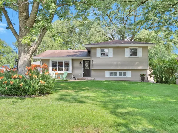 5915 Pershing Ave, Downers Grove, IL 60516