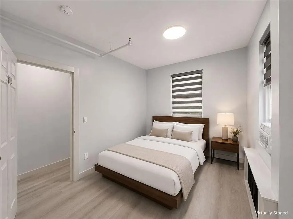 Studio, 1.0 bath, 2964 sqft, $1,500 — Photo 2