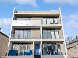 718-720 W 17th St #1E, Chicago, IL 60616