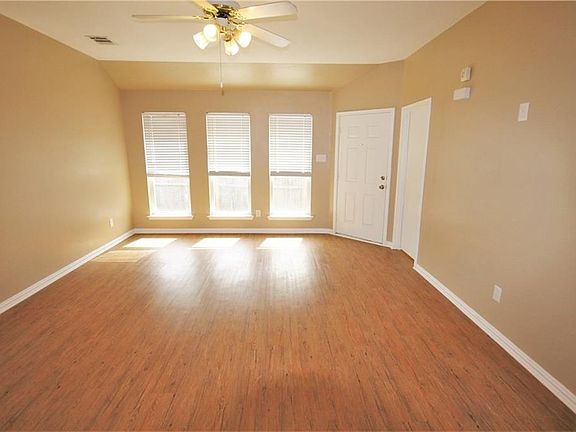 3rd image of 1600 Audrey Dr