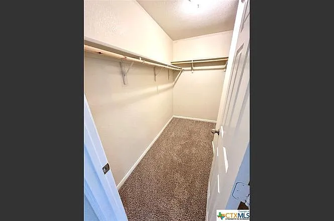 946 Hobby Rd — Photo 19