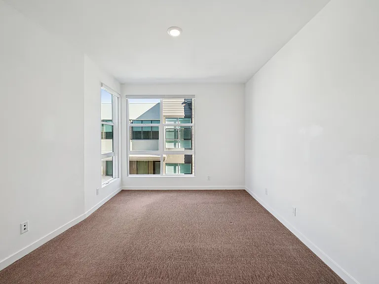 11048 Luminate Dr — Photo 16