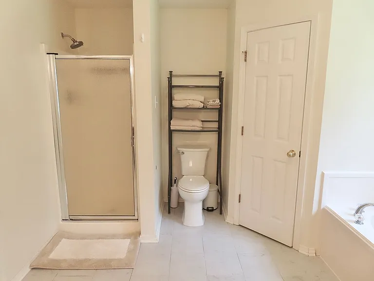 9471 Homestead Dr S — Photo 17