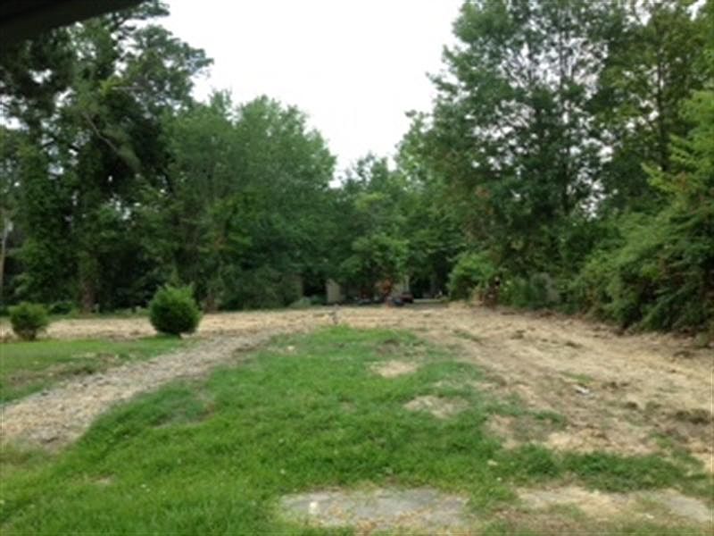 1st image of 908 W 20th Ave
