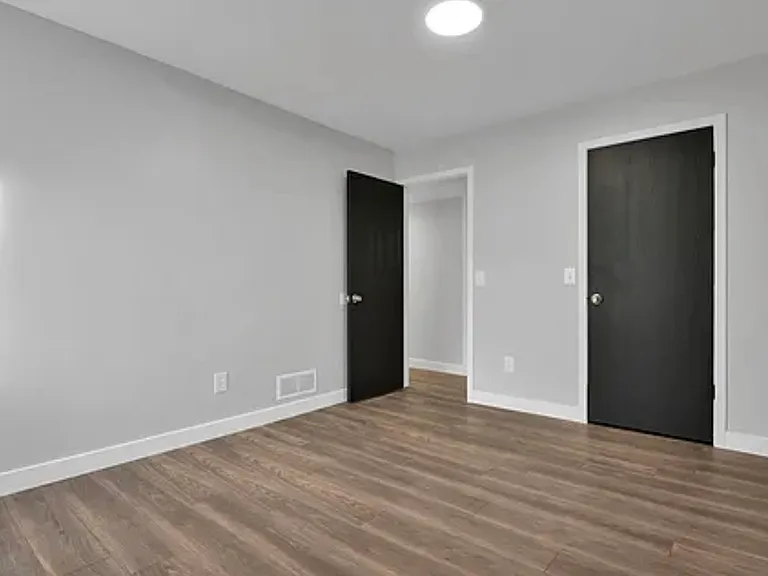 Legacy at Shoreline Apartments — Photo 30