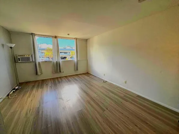 46-232 Kahuhipa St APT B204, Kaneohe, HI 96744