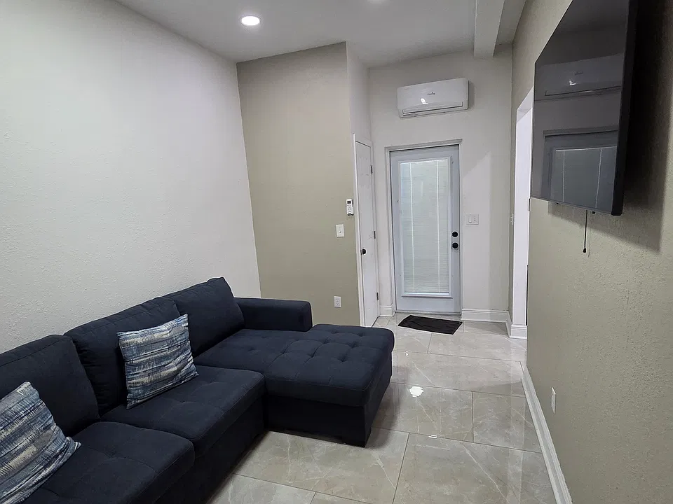 1030 NW 135th Ct