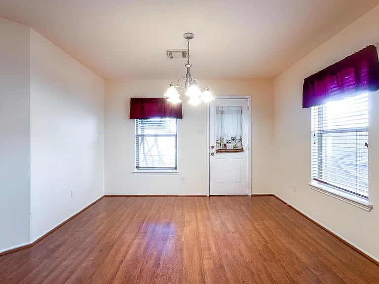 18231 Afton Hollow Ln — Photo 12