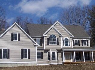 29 Fieldstone Ests, New Milford, CT 06776