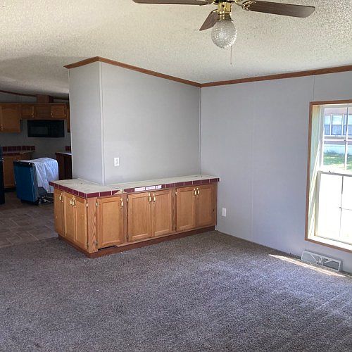 2nd image of 704 W Edge Dr
