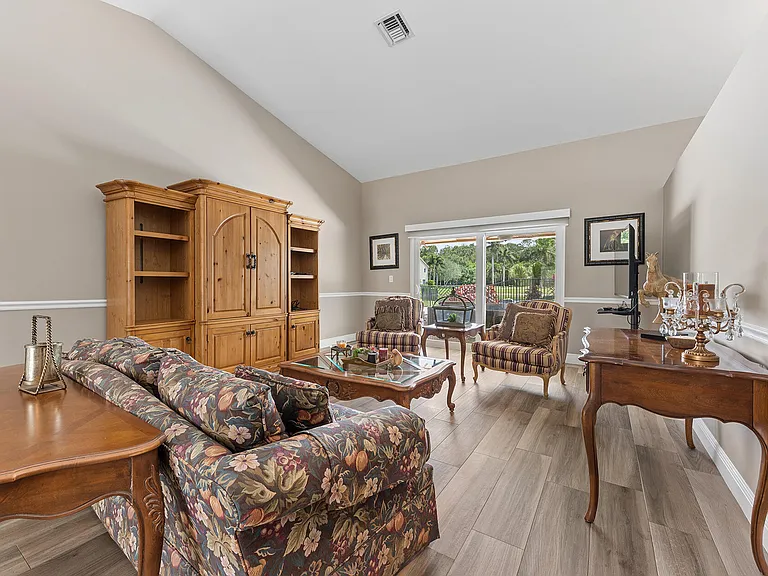 8658 Vista Greens Ct — Photo 6