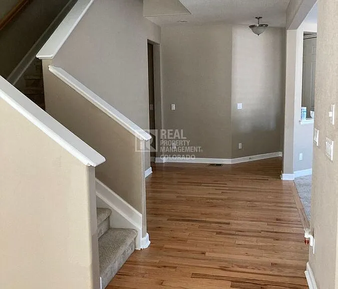 5028 S Versailles Cir — Photo 16