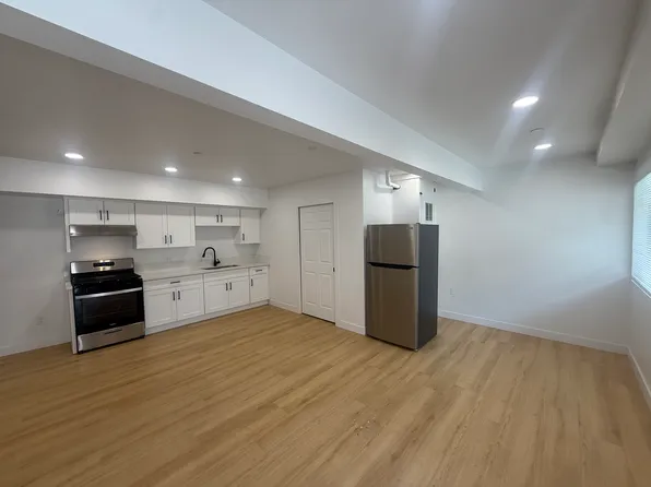 170 S Laurel St #9, Ventura, CA 93001
