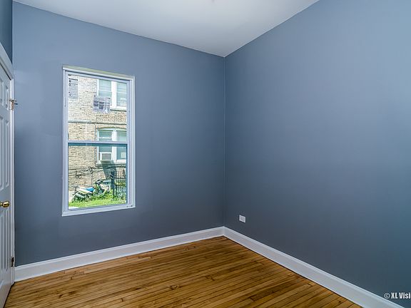 5th image of 1428 S Central Park Ave