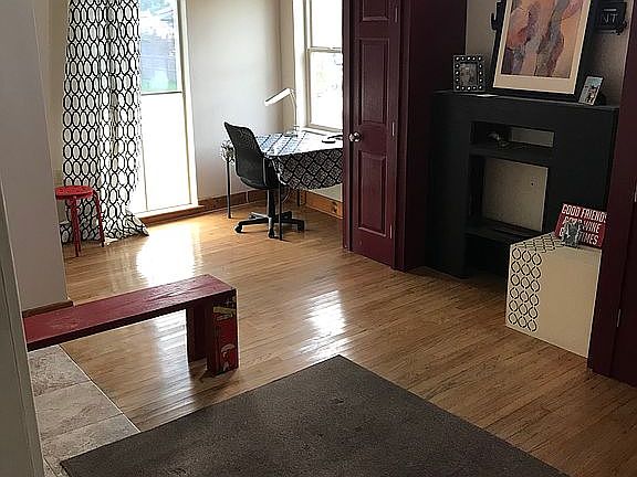Guest room/office 
